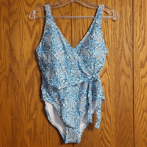 NWT Helen Jon Montrose Wrap One Piece Swimsuit Size Medium - Picture 1 of 7